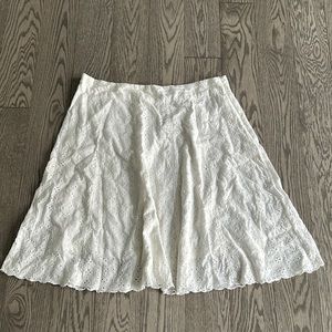 Beautiful white summer skirt🍀🍀🍀